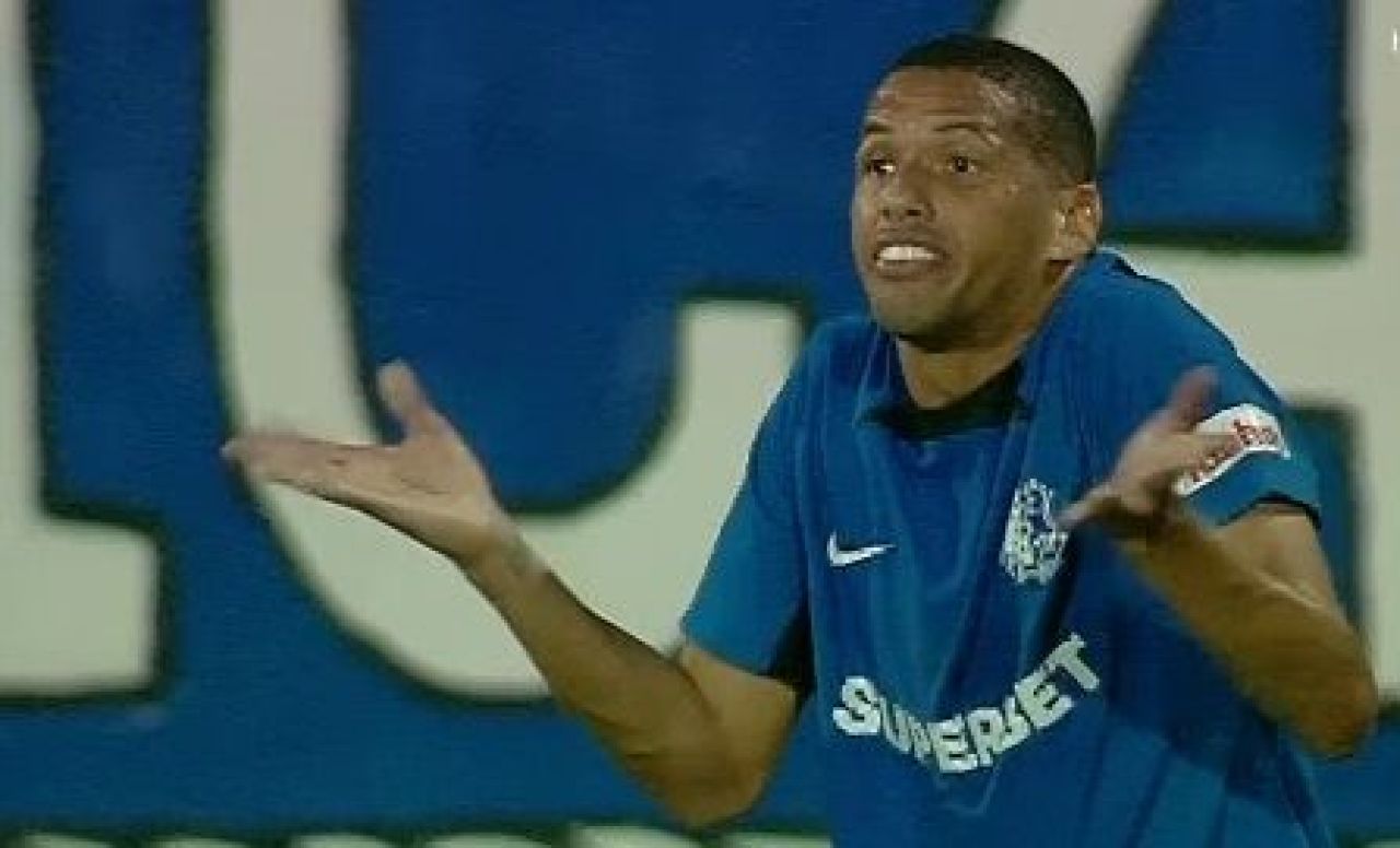 Rivaldinho a cerut intervenția VAR după ce golul său nu a fost validat în Farul - Sheriff. Ce arată reluările_15