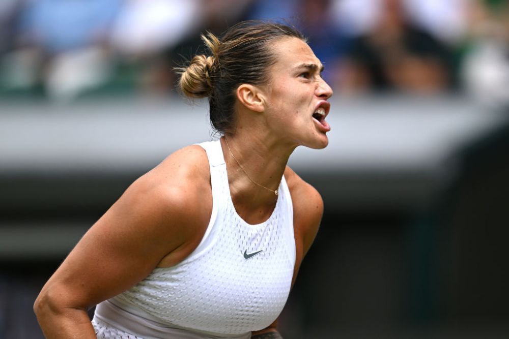 După Kvitova, Cehia are o nouă campioană la Wimbledon. Vondrousova a învins-o pe Jabeur în minimum de seturi_2