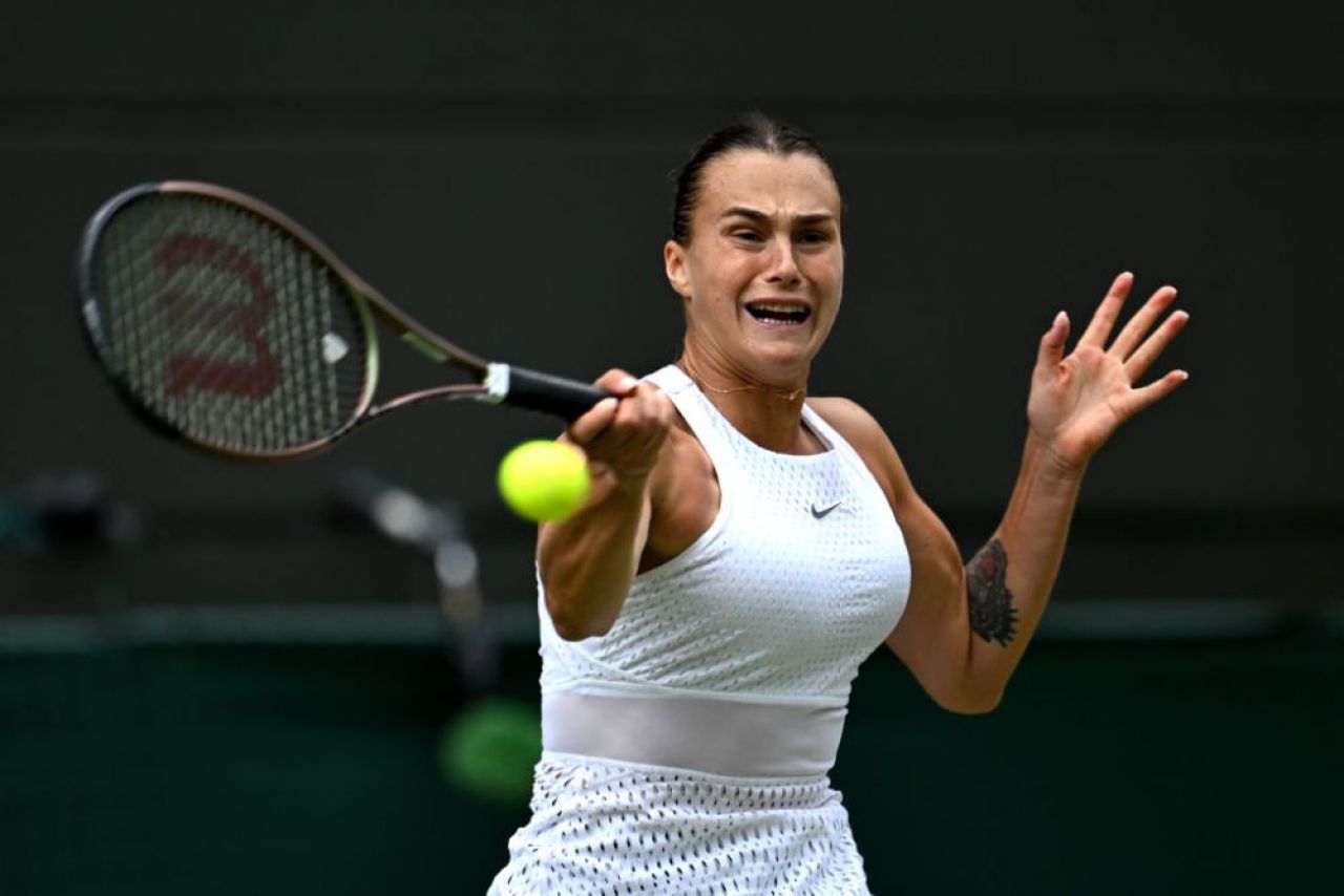 După Kvitova, Cehia are o nouă campioană la Wimbledon. Vondrousova a învins-o pe Jabeur în minimum de seturi_7