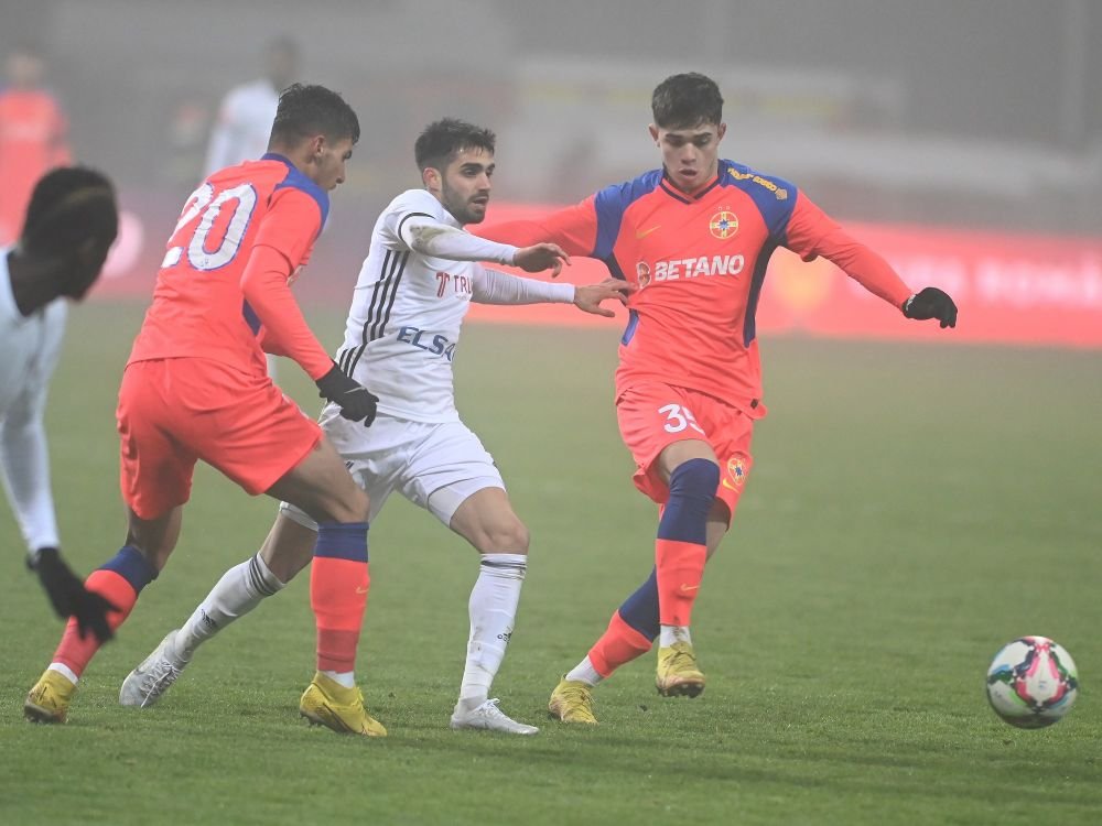 Dramă pentru cel mai bun marcator rom&acirc;n din Liga 1! Mailat, transfer ratat din cauza unei accidentări