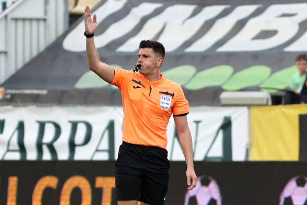 Marian Barbu, &rdquo;regele&rdquo; greșelilor din arbitrajul rom&acirc;nesc, va conduce &icirc;n premieră un meci din Champions League!