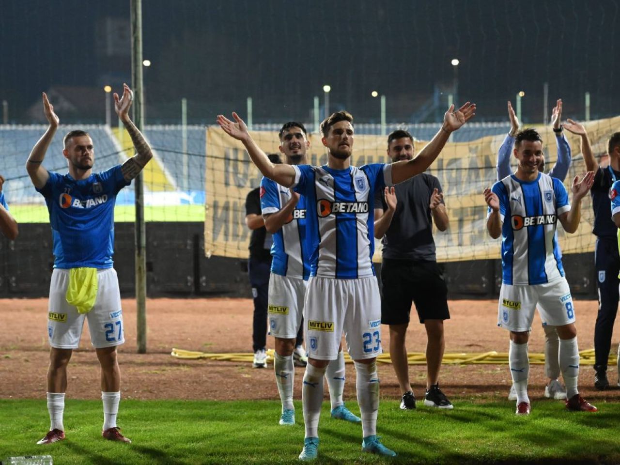 ”Suntem foarte bucuroși că am semnat cu Ivan”! Unde s-a transferat fotbalistul de la CS Universitatea Craiova_1