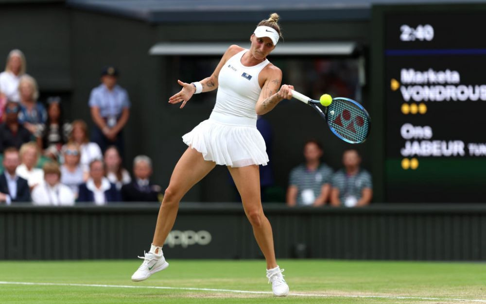 Antrenorul Vondrousovei a pierdut pariul! Campioana Wimbledon a dezvăluit totul, la ceremonia de premiere_18