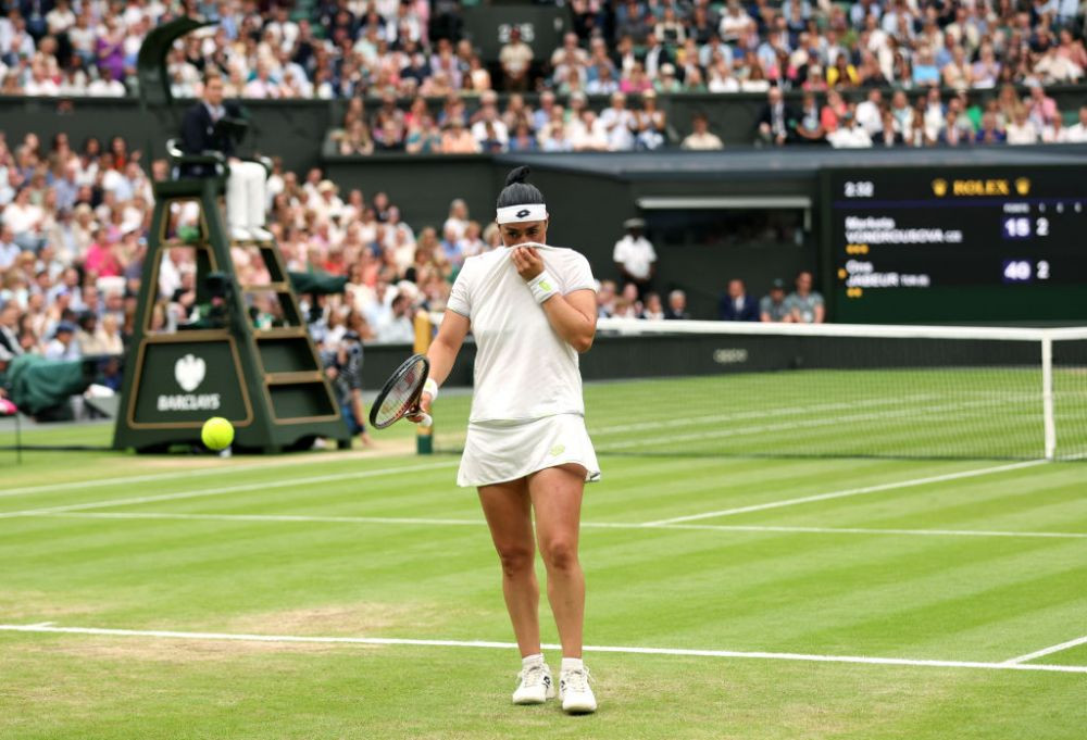 Antrenorul Vondrousovei a pierdut pariul! Campioana Wimbledon a dezvăluit totul, la ceremonia de premiere_25