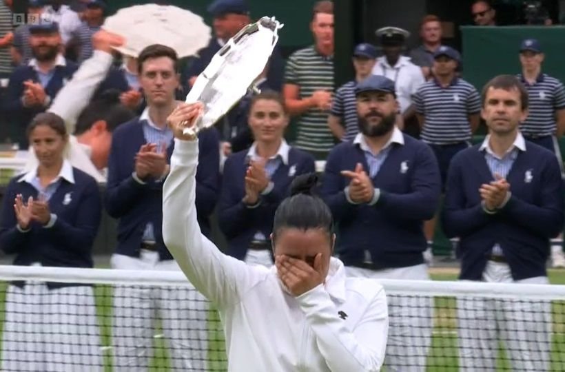 Genul programului: dramă. Imaginea zilei vine din partea finalistei învinse a turneului de la Wimbledon _12