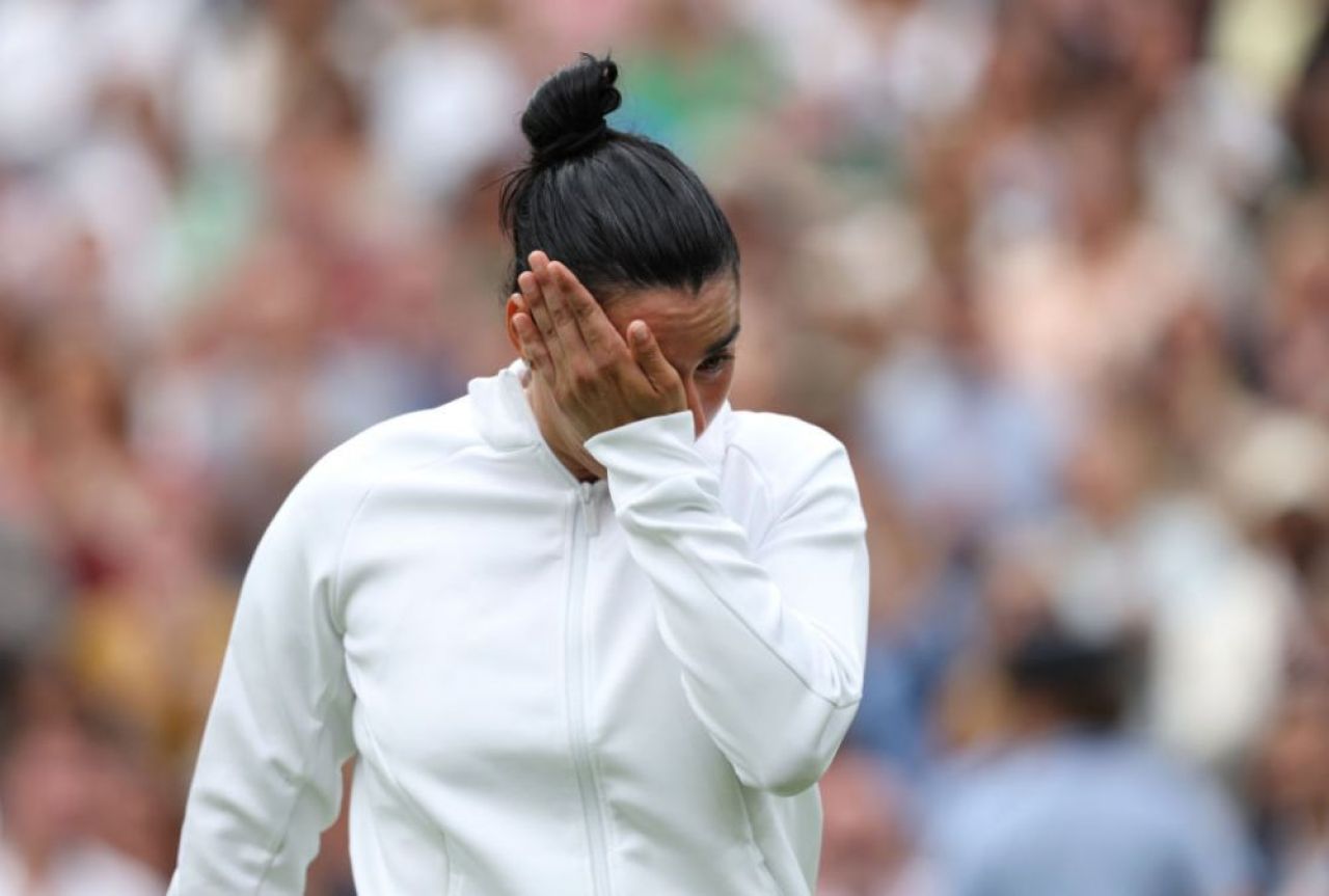 Genul programului: dramă. Imaginea zilei vine din partea finalistei învinse a turneului de la Wimbledon _16
