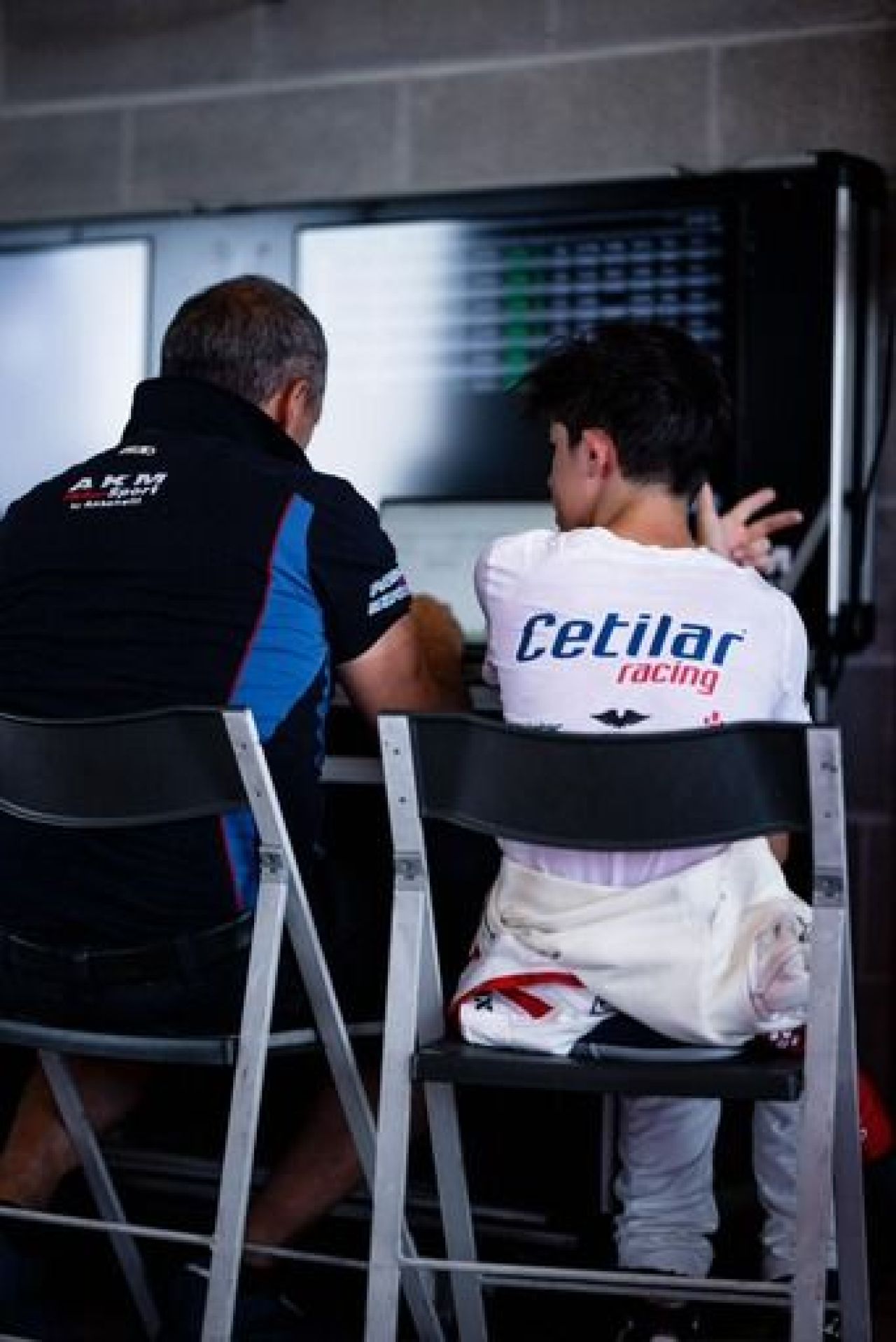 Un român bate la porțile Formulei 4_2