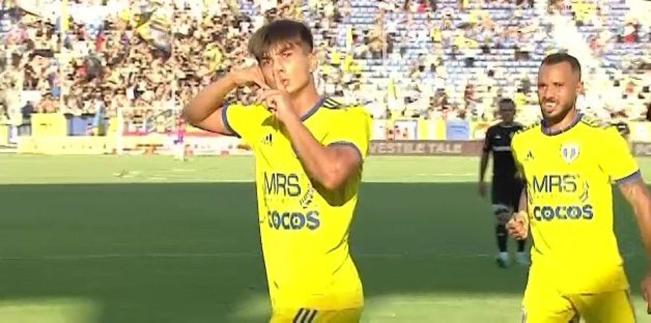 Petrolul Ploiești - 'U' Cluj 1-1. Spectacol la Ploiești: Budescu a ratat un penalty și două ocazii mari pe final_4