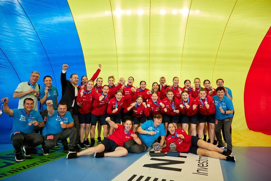 Rom&acirc;nia, la același nivel cu marile puteri europene. Cum ne menținem? Caramavrov scrie despre performanța tinerelor tricolore la Campionatul European de handbal