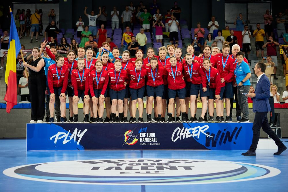 România, la același nivel cu marile puteri europene. Cum ne menținem? Caramavrov scrie despre performanța tinerelor tricolore la Campionatul European de handbal_2
