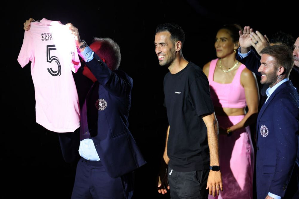 Spectacol total la prezentarea lui Messi și Busquets la Inter Miami! Momentul a fost amânat inițial de o furtună _7