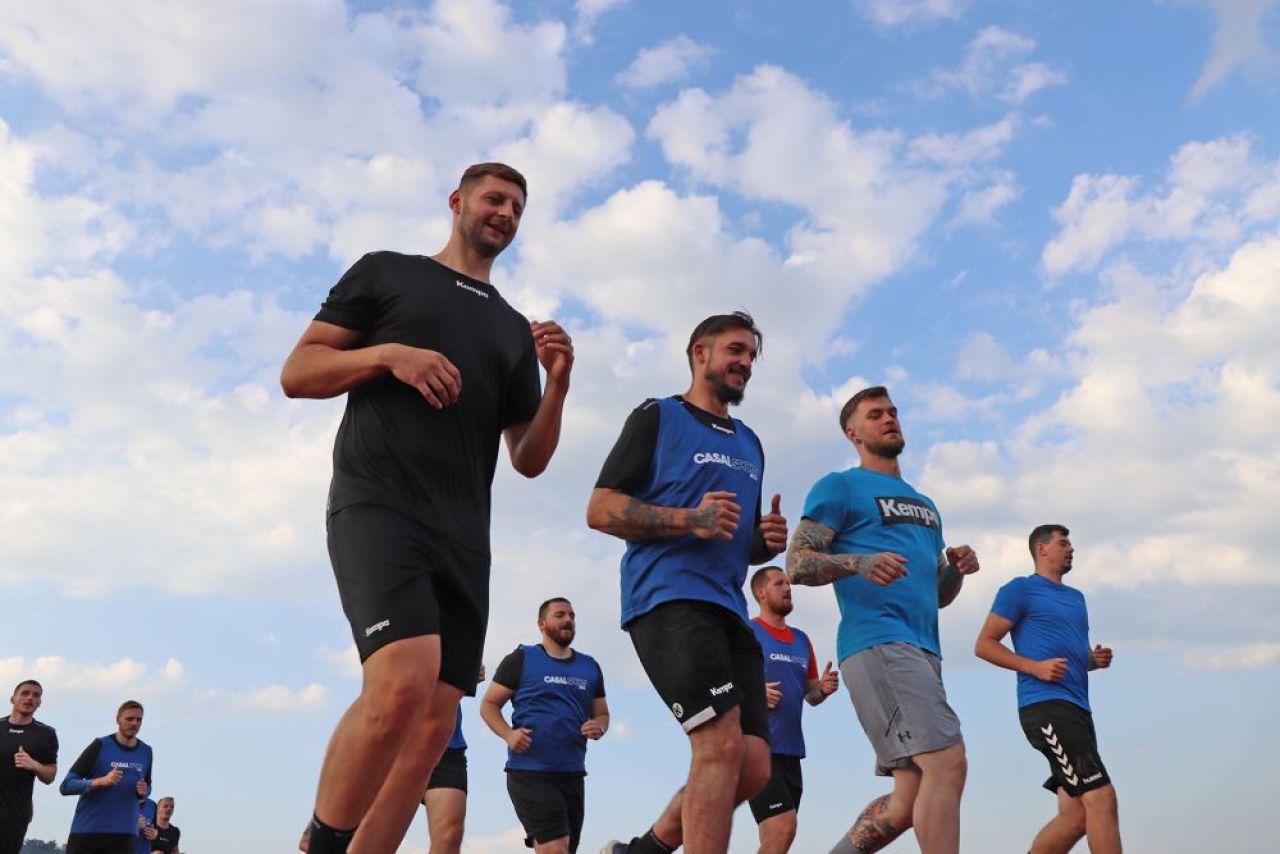 După 60 de ani, din nou în prima ligă! Sighișoara s-a reunit sub comanda omului care a învins Barcelona_20