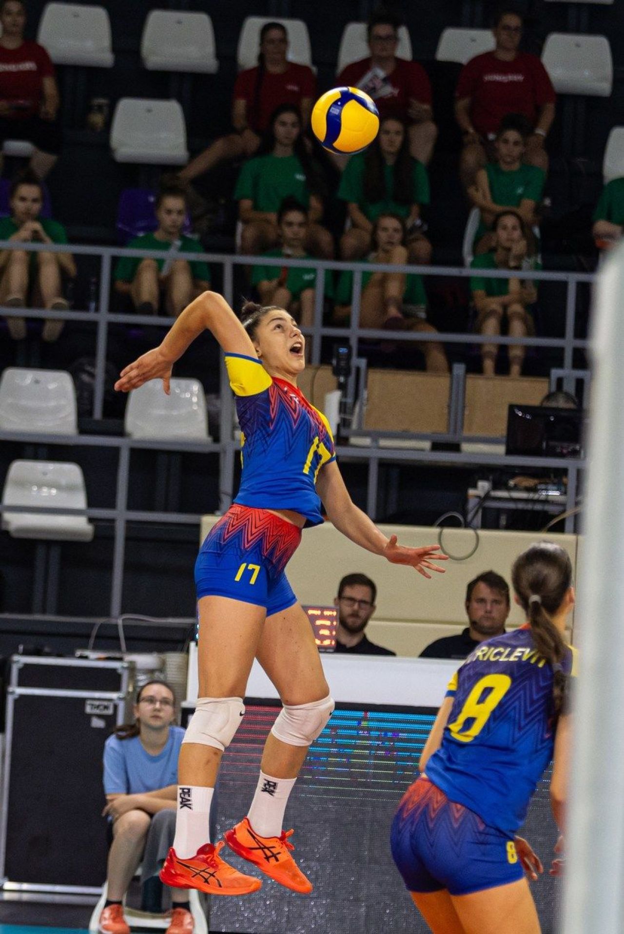 Fenomenul Bianca Cucu, românca de 12 ani de la Campionatul European Under 17! A reușit 16 puncte în România - Ungaria 3-2_1