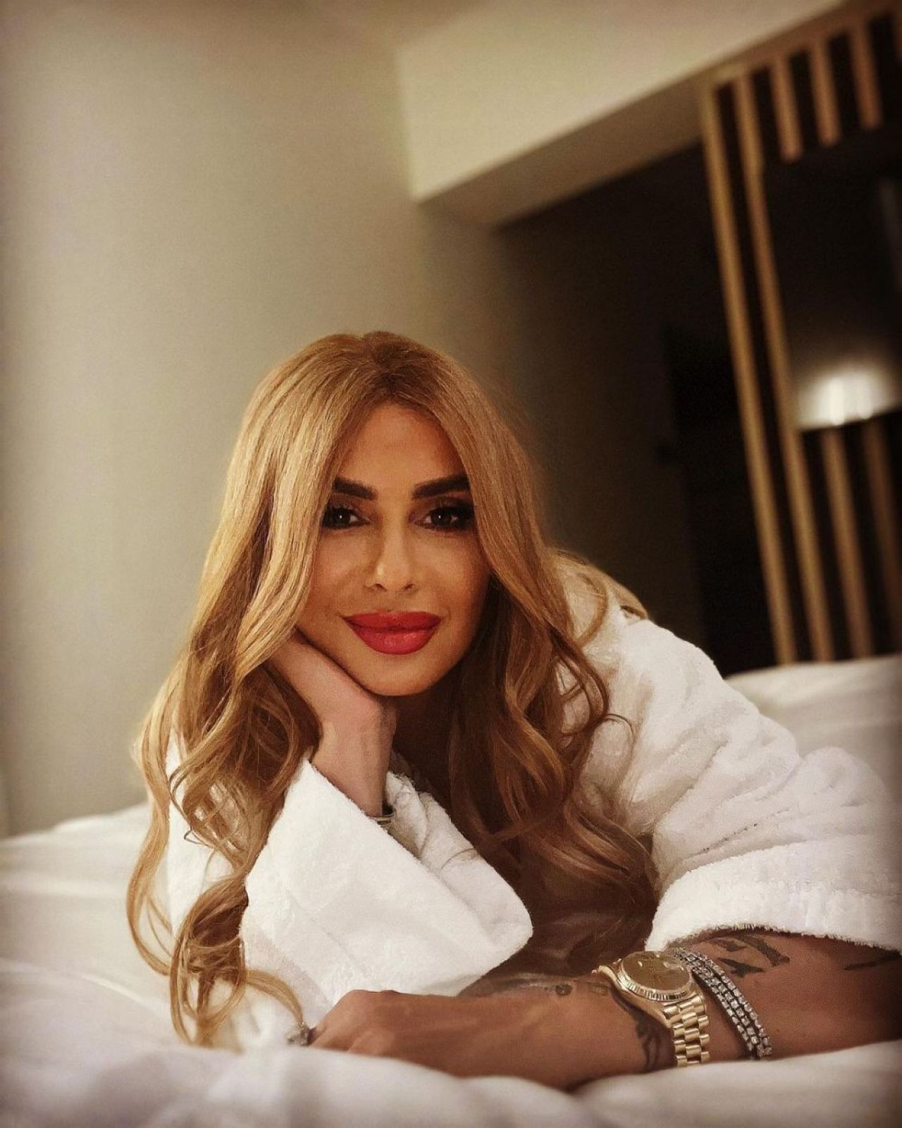 Anamaria Prodan, de la „ eu și Reghe avem o relație fabuloasă” la „un bărbat slab alege o femeie pe care toți o consumă o oră și o aruncă” _1