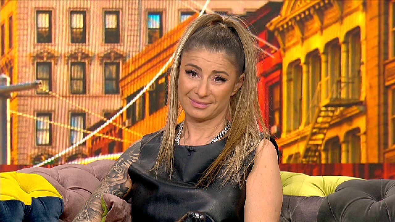 Anamaria Prodan, de la „ eu și Reghe avem o relație fabuloasă” la „un bărbat slab alege o femeie pe care toți o consumă o oră și o aruncă” _17
