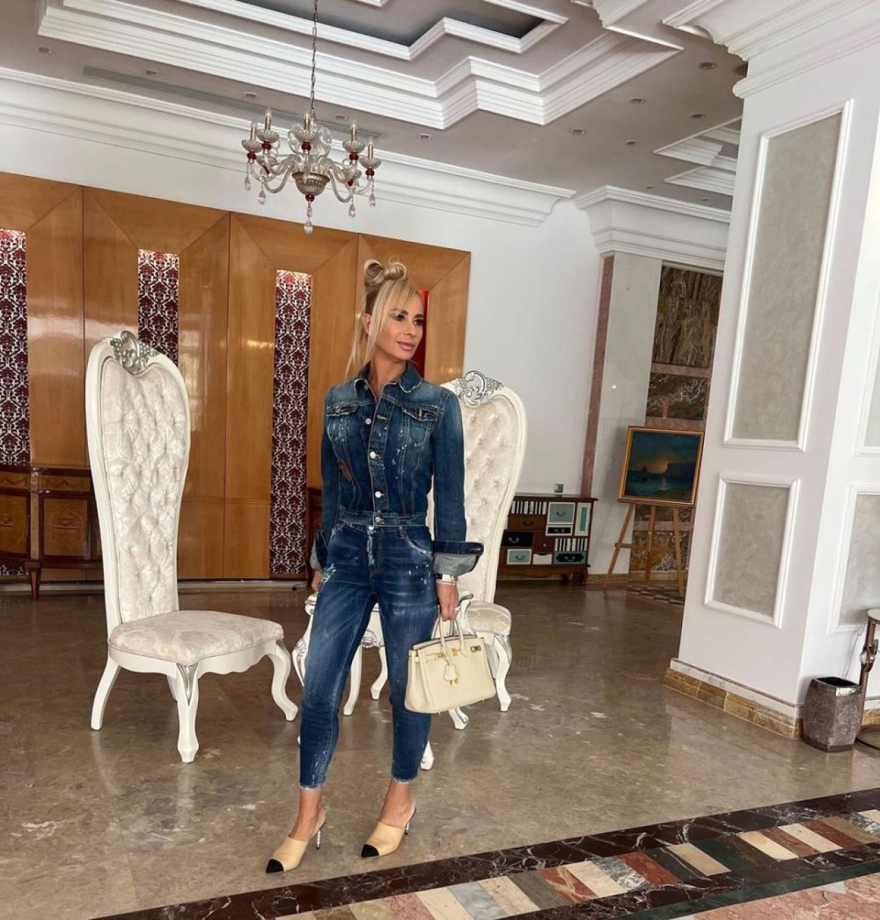 Anamaria Prodan, de la „ eu și Reghe avem o relație fabuloasă” la „un bărbat slab alege o femeie pe care toți o consumă o oră și o aruncă” _33