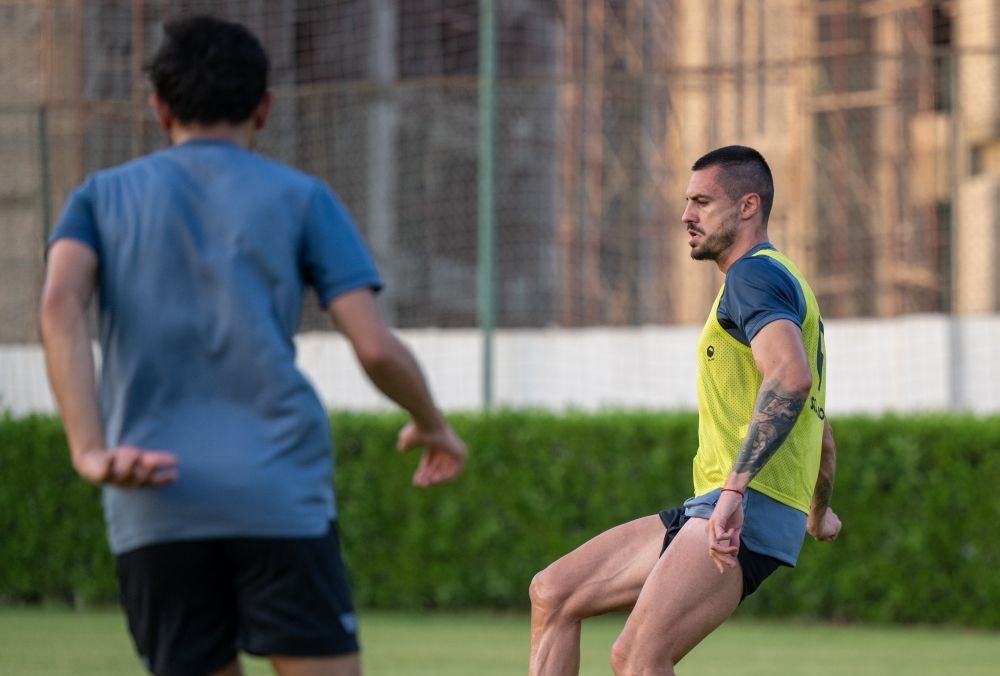 Andrei Burcă apare în 11-le de top al Arabiei Saudite făcut de Sky Sport pentru a compara campionatul lui Cristiano Ronaldo cu MLS_3