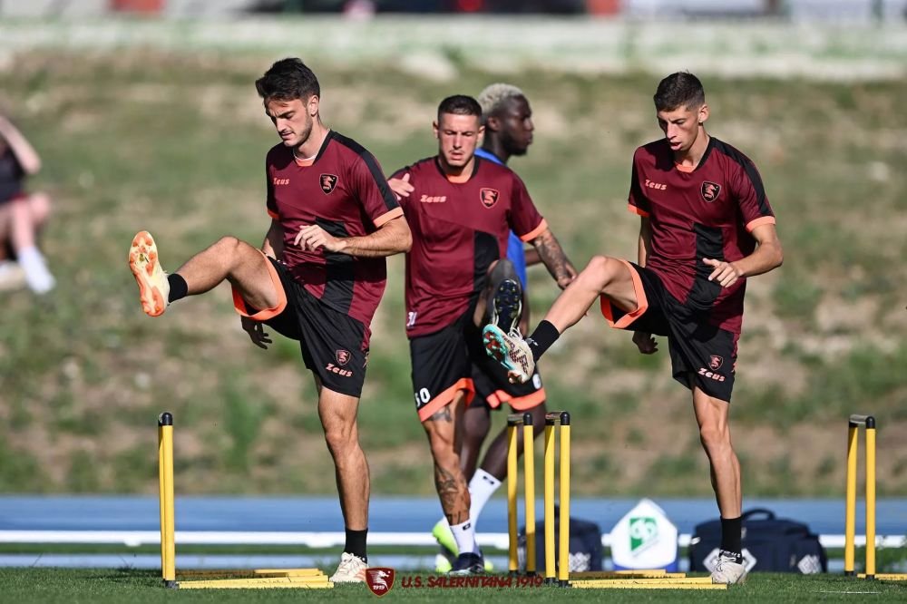 Andres Sfait, românul de 18 ani din Serie A, MVP în primul meci jucat de Salernitana în această vară: ”Tu poți să faci magie!”_6