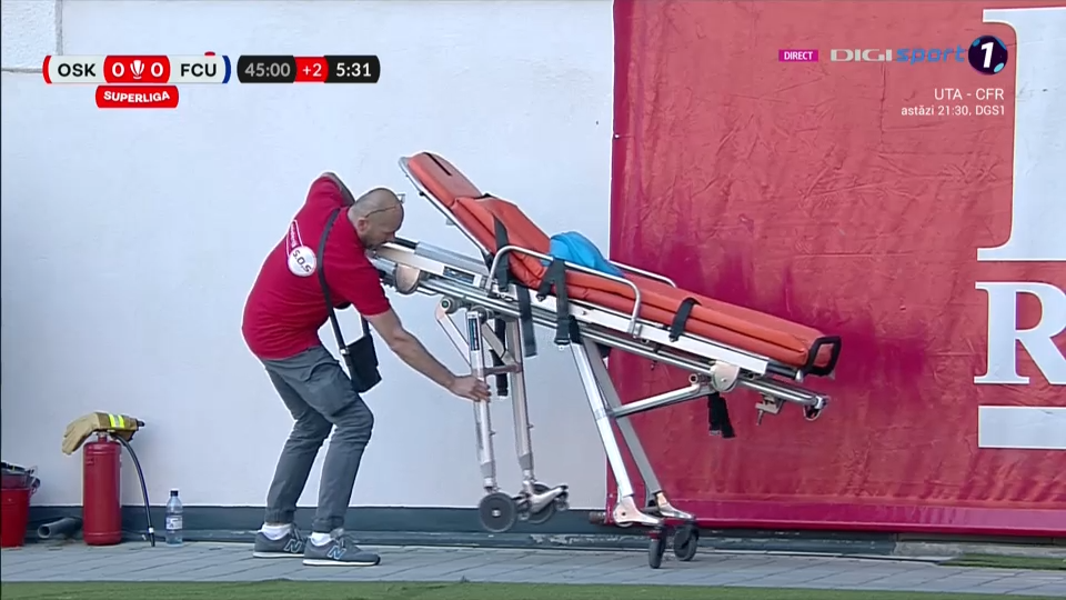 Momente jenante la Sfântu Gheorghe! Accidentat, Rodriguez a fost dat jos de pe targă, deoarece nu a putut fi urcată în ambulanță_14