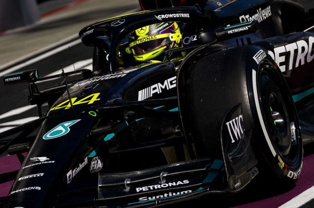 Lewis Hamilton i-a 'furat' pole-position-ul lui Max Verstappen la Marele Premiu din Formula 1 al Ungariei! Britanicul pleacă primul după mai bine de un an _2
