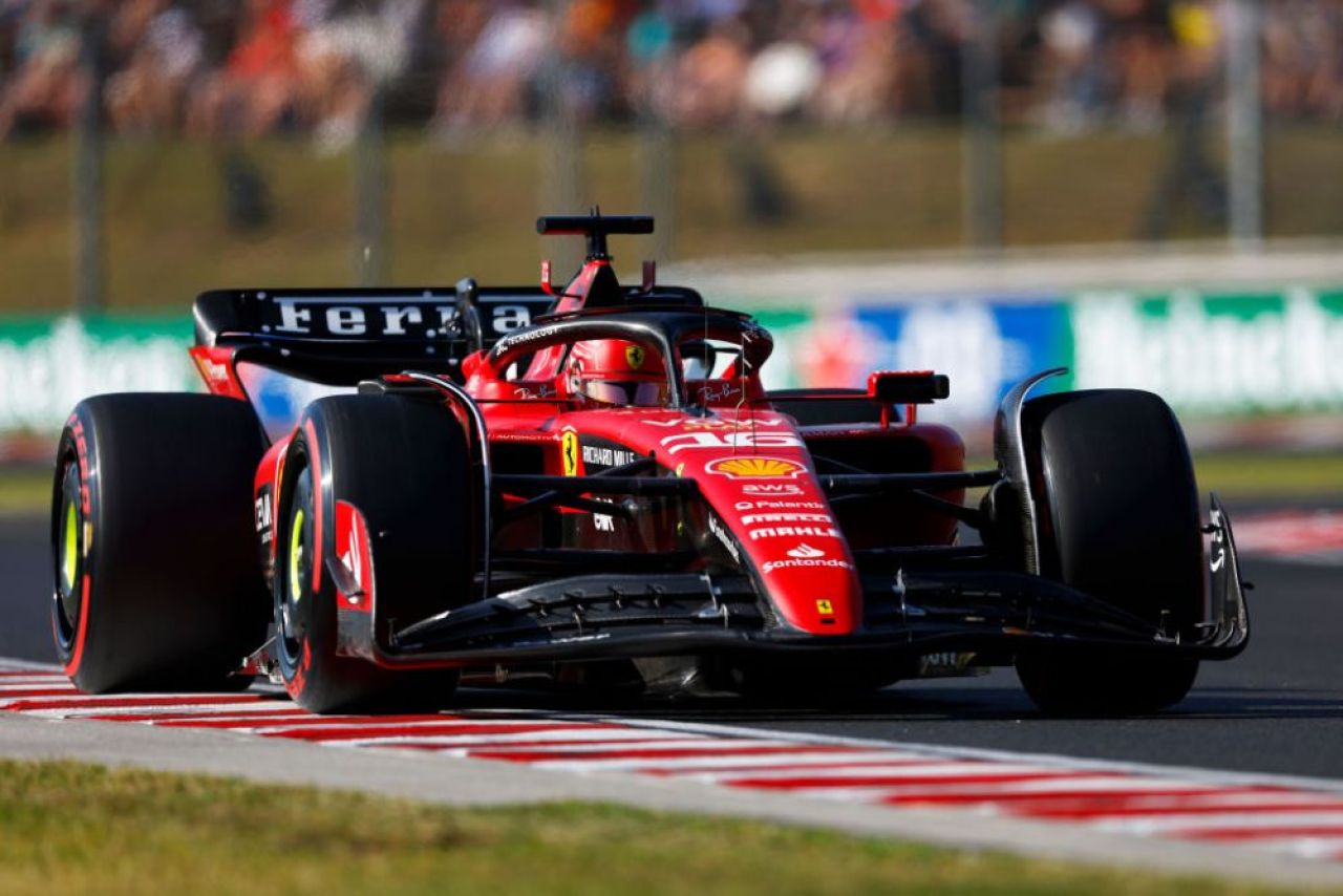 Lewis Hamilton i-a 'furat' pole-position-ul lui Max Verstappen la Marele Premiu din Formula 1 al Ungariei! Britanicul pleacă primul după mai bine de un an _6