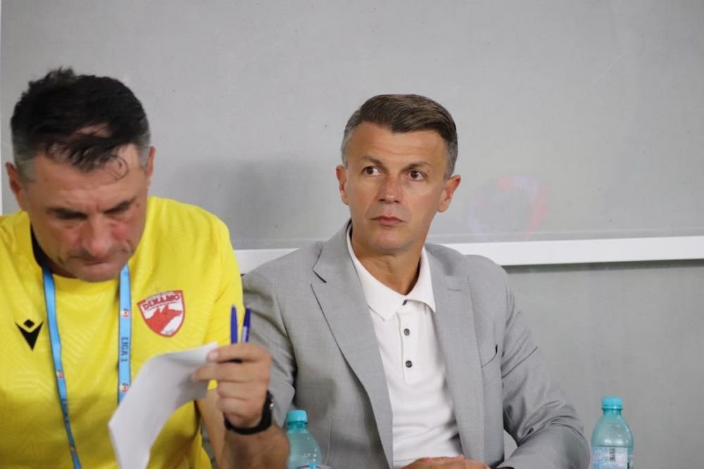 Scenografie cu mesaj multiplu pusă la punct de fanii FCSB-ului la meciul cu Dinamo_6