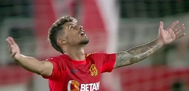 Rachetă pe Arc! Florinel Coman, gol de generic în FCSB - Dinamo_7