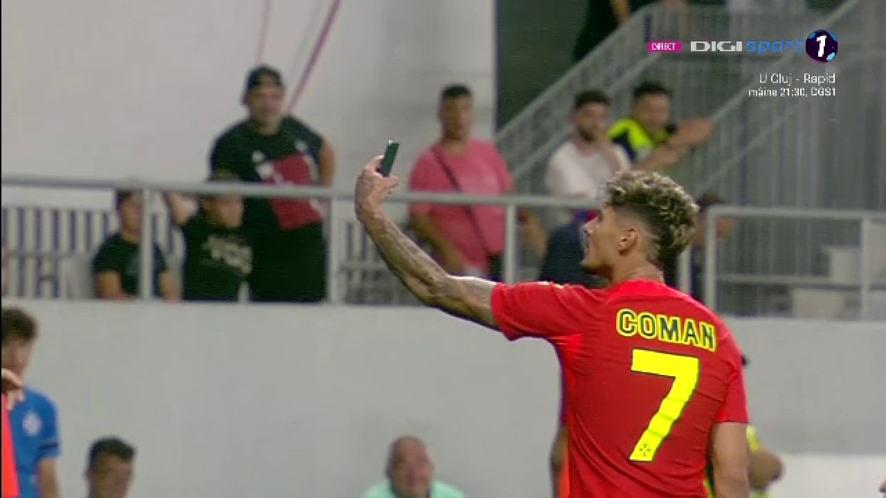 Un fan dinamovist și-a aruncat telefonul spre Florinel Coman! Fotbalistul a avut o reacție genială _39