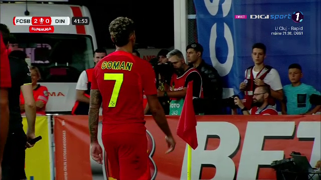 Ce a spus Florinel Coman, după ce un fan dinamovist și-a aruncat telefonul spre fotbalistul de la FCSB_6