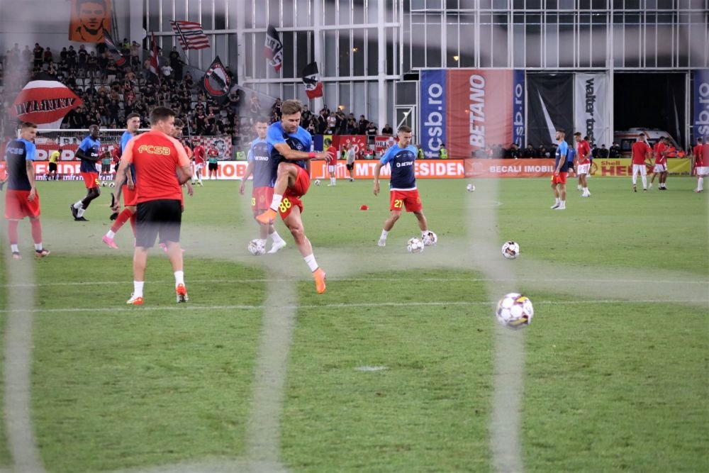 Derby-ul, în imagini. Meciul dintre FCSB și Dinamo a avut de toate_23