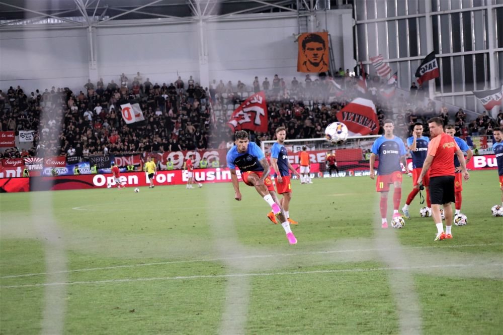Derby-ul, în imagini. Meciul dintre FCSB și Dinamo a avut de toate_24