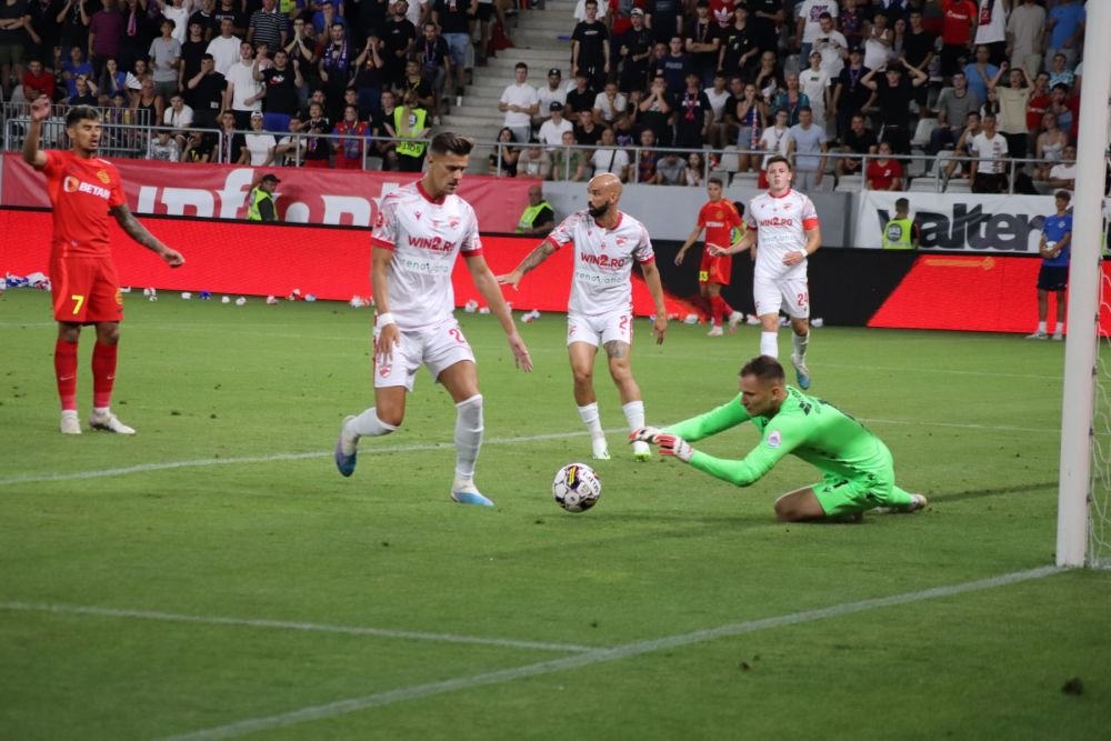 Derby-ul, în imagini. Meciul dintre FCSB și Dinamo a avut de toate_43