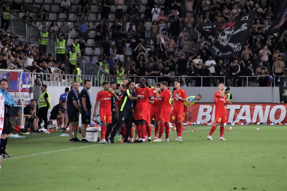 Derby-ul, în imagini. Meciul dintre FCSB și Dinamo a avut de toate_47
