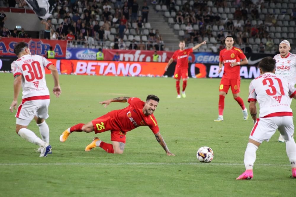 Derby-ul, în imagini. Meciul dintre FCSB și Dinamo a avut de toate_51