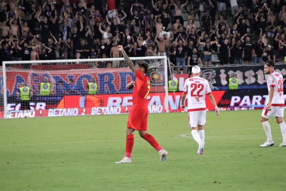 Derby-ul, în imagini. Meciul dintre FCSB și Dinamo a avut de toate_57