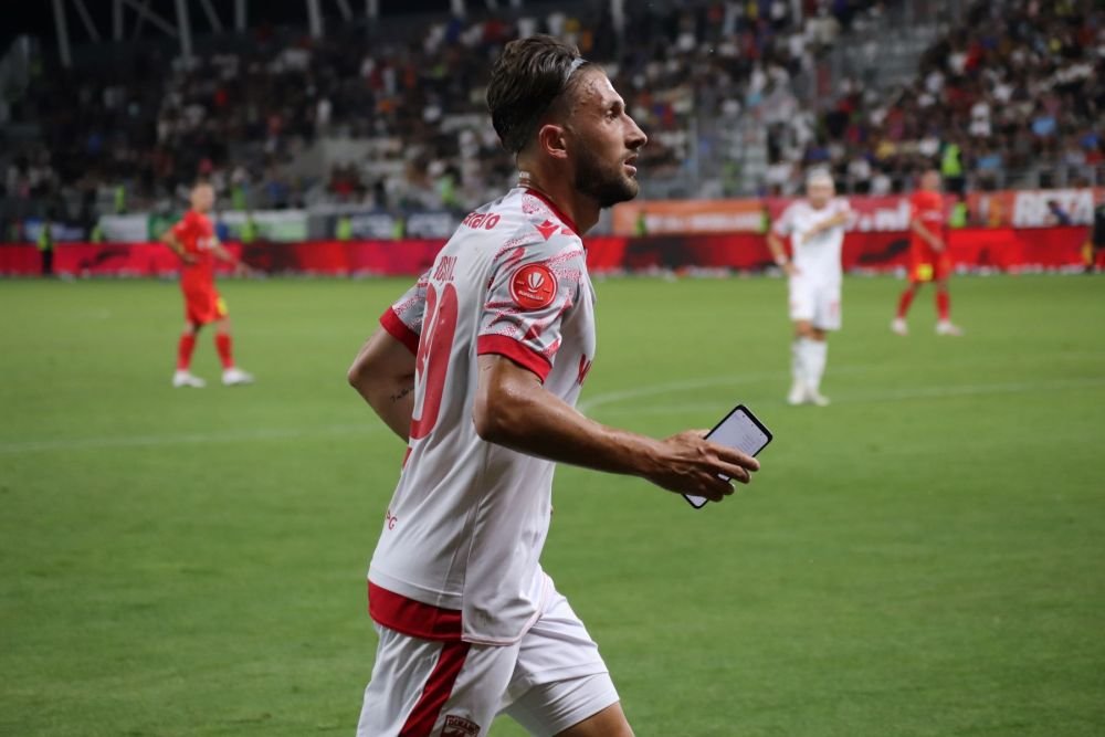 Derby-ul, în imagini. Meciul dintre FCSB și Dinamo a avut de toate_62
