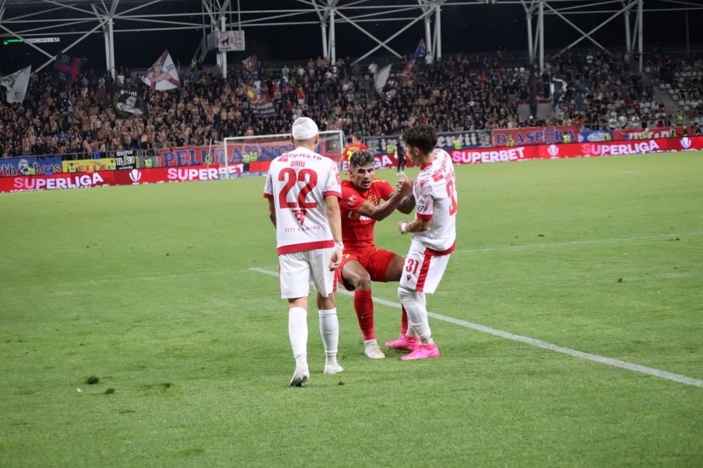 Derby-ul, în imagini. Meciul dintre FCSB și Dinamo a avut de toate_66