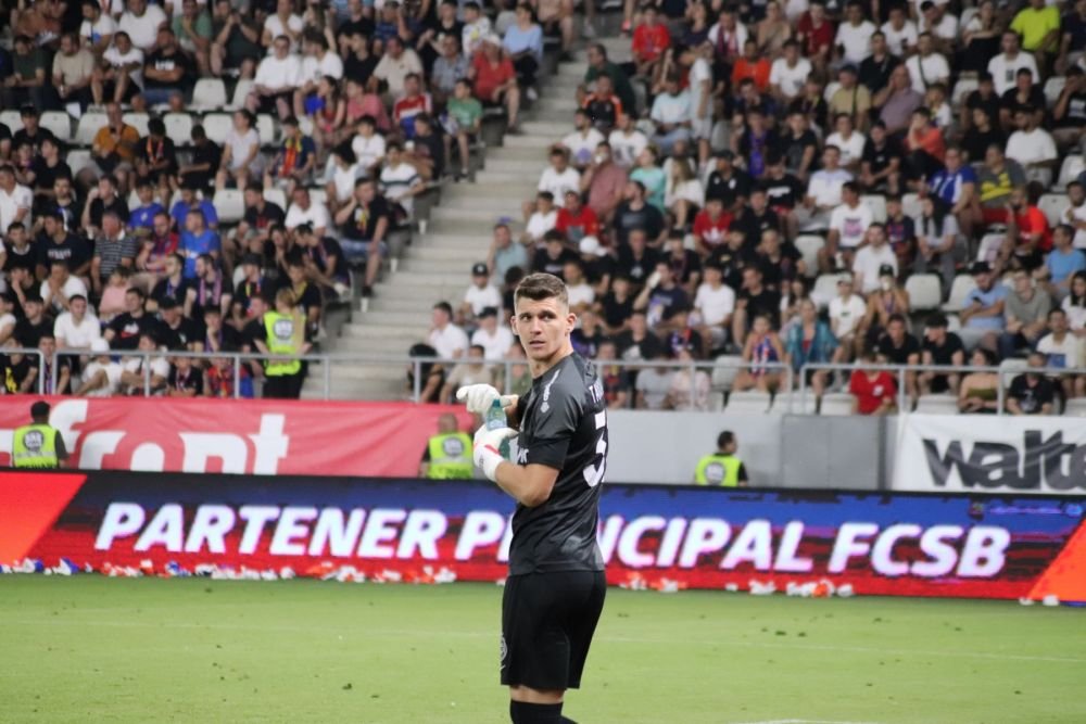 Derby-ul, în imagini. Meciul dintre FCSB și Dinamo a avut de toate_77