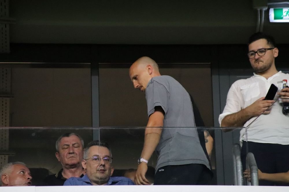 Vlad Chiricheș, direcționat de Edi Iordănescu și Mihai Stoichiță spre FCSB!_11