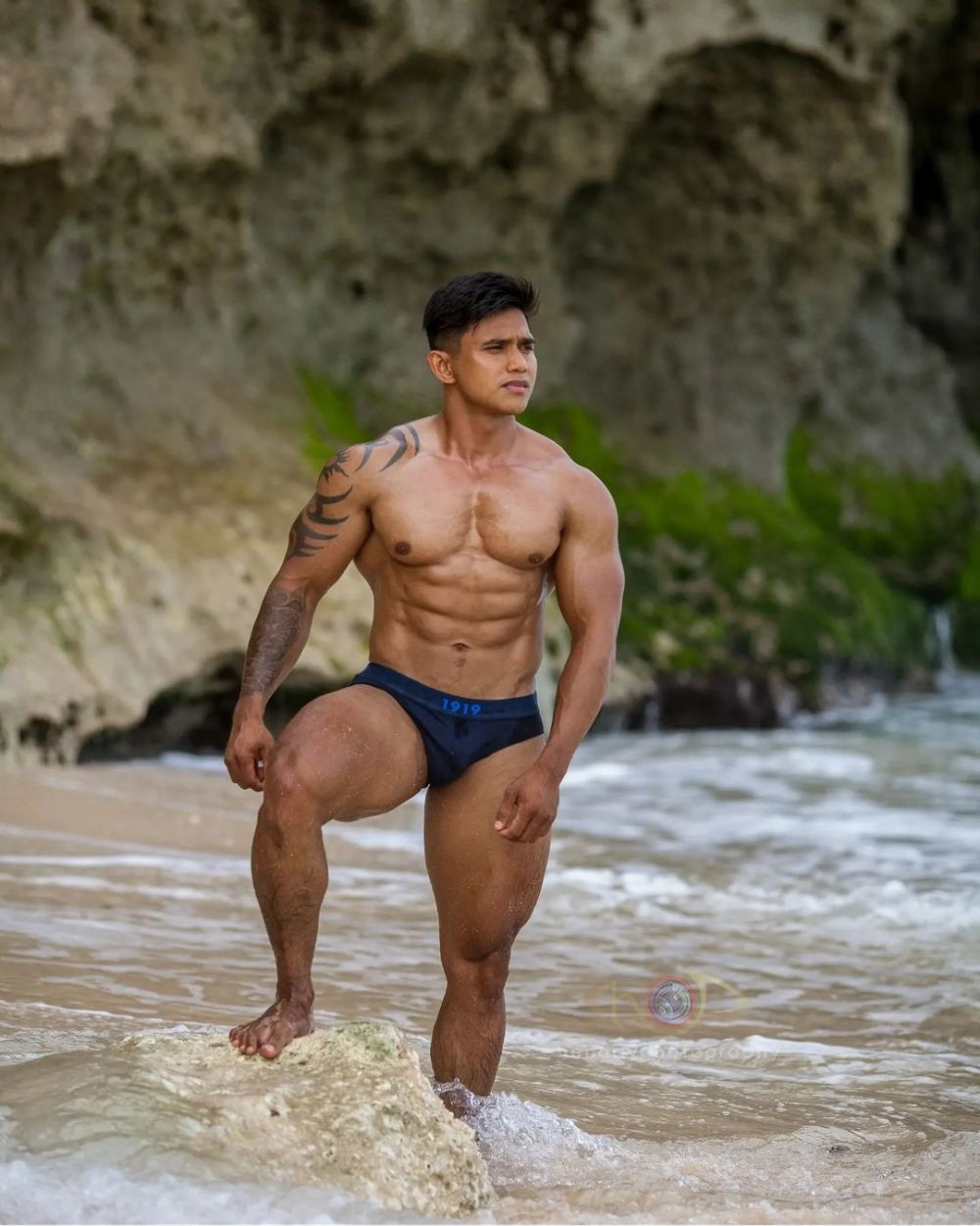 Tragedie! Un culturist a murit în sală după ce i-a căzut o bară de 200 de kilograme pe gât _4