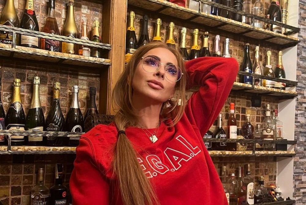 „Dacă nu se ridică acum urgent, se alege praful de el!” Anamaria Prodan, reacție după ce a văzut afacerea distrusă a lui Reghecampf: „Îmi vine să plâng!” _59