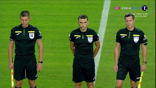 Ovidiu Hațegan a revenit la centru în Liga 1! Cele mai tari imagini cu arbitrul român_1