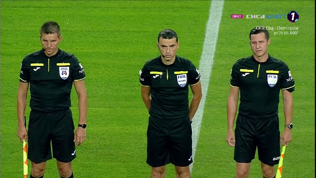Ovidiu Hațegan a revenit la centru în Liga 1! Cele mai tari imagini cu arbitrul român_3