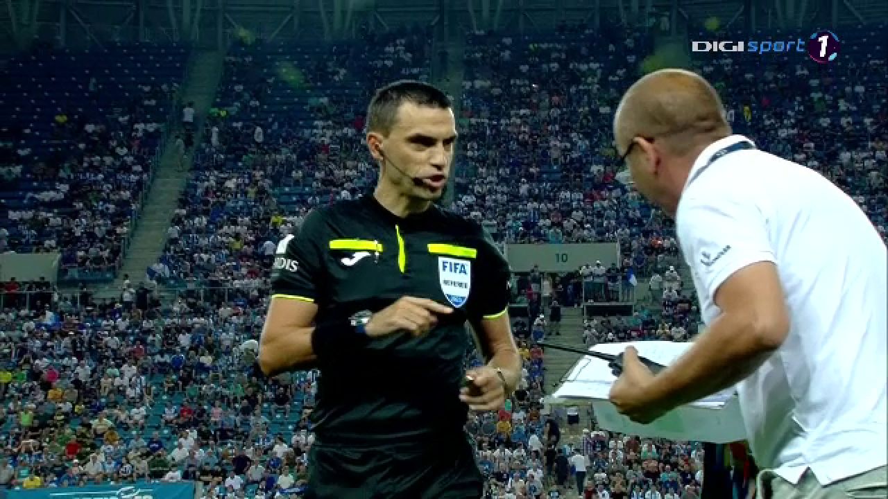 Ovidiu Hațegan a revenit la centru în Liga 1! Cele mai tari imagini cu arbitrul român_10