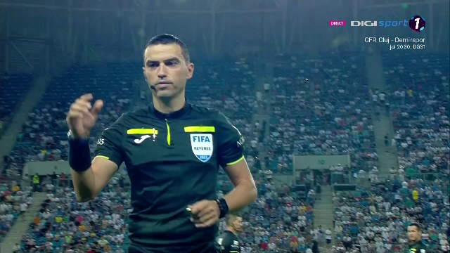 Ovidiu Hațegan a revenit la centru în Liga 1! Cele mai tari imagini cu arbitrul român_12