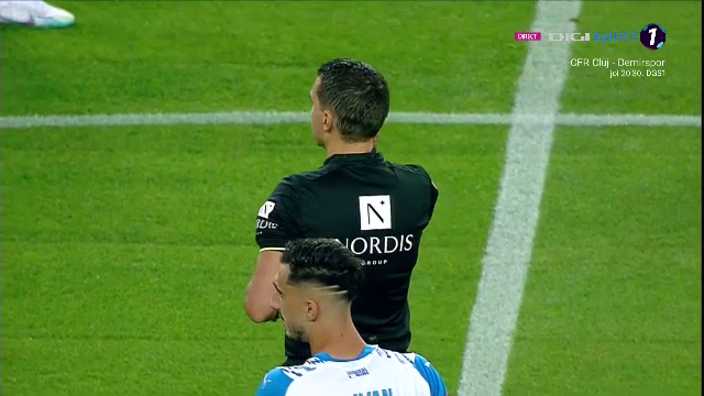 Ovidiu Hațegan a revenit la centru în Liga 1! Cele mai tari imagini cu arbitrul român_26