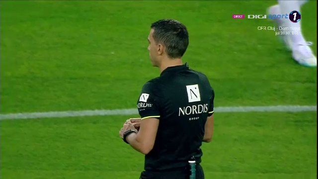 Ovidiu Hațegan a revenit la centru în Liga 1! Cele mai tari imagini cu arbitrul român_30