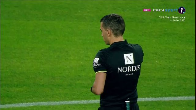 Ovidiu Hațegan a revenit la centru în Liga 1! Cele mai tari imagini cu arbitrul român_33
