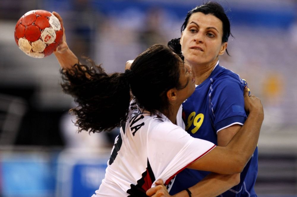 Narcisa Lecușanu, vicecampioană mondială la handbal: „Clar este o anomalie în handbalul românesc. Mă întreabă și colegii de la Federația Internațională. Autoritățile trebuie să investească și la nivelul de jos” _5