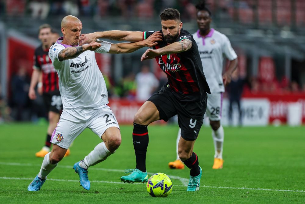 Italienii au explicat cum a fost posibil ca Vlad Chiricheș să semneze cu FCSB